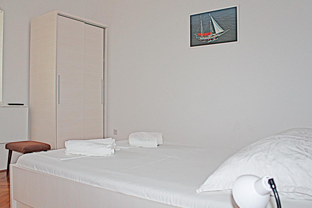 Bougainvillea Apartments Makarska Exterior foto